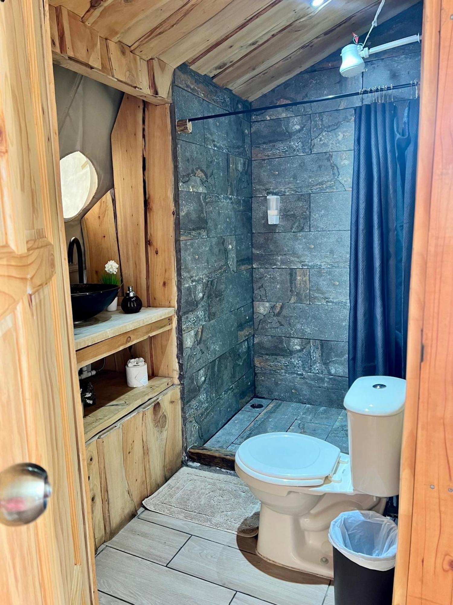 Fraijanes Green Noise Glamping מראה חיצוני תמונה